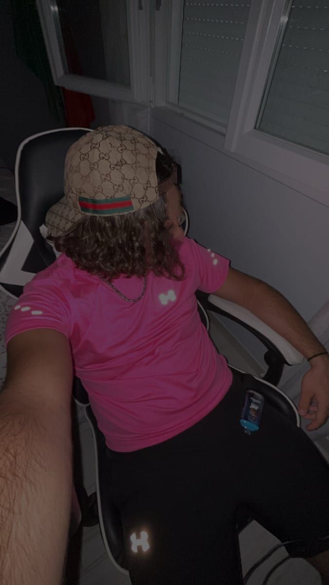 Profil de Isaia, 45 ans, Gay mec à Zignau (Grisons)