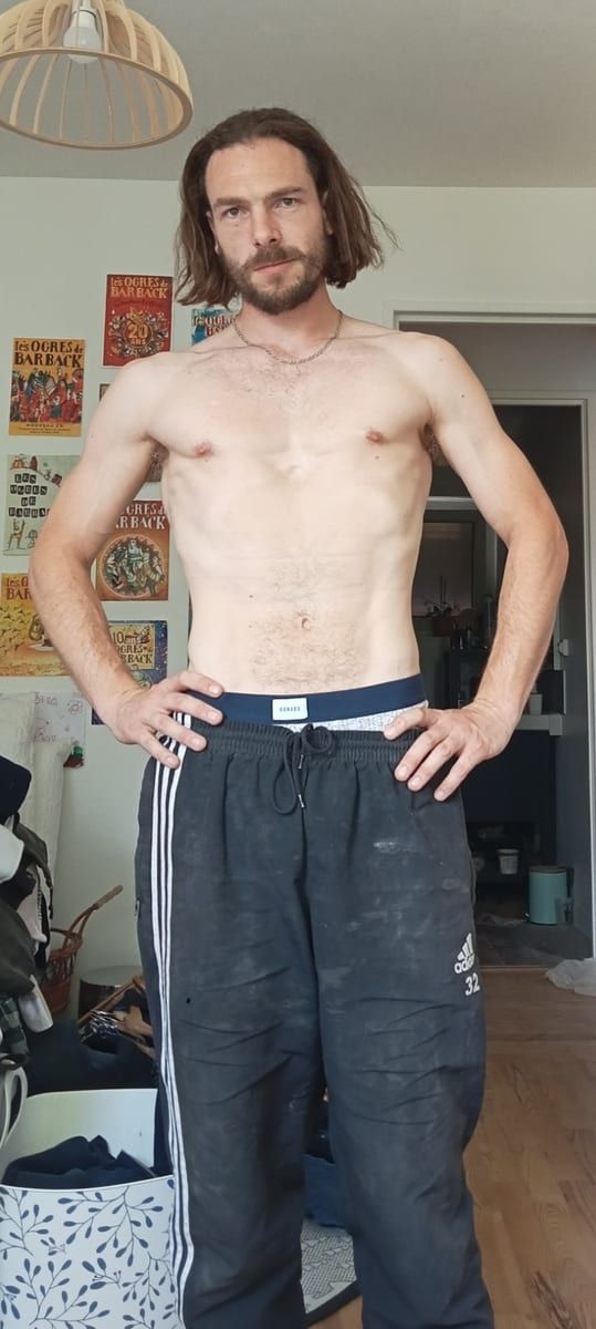 Profil de Georges-louis, 25 ans, Gay mec à Unterägeri (Zoug)