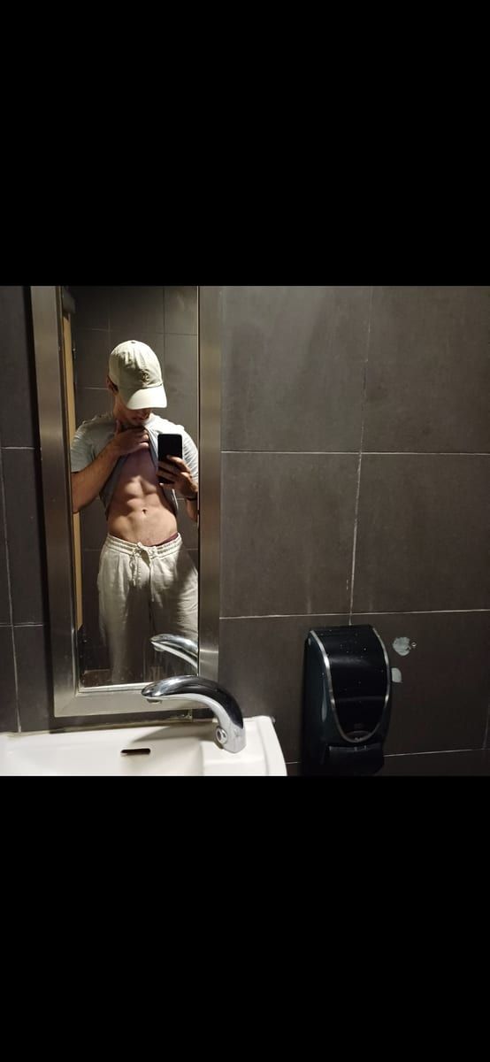 Profil de Omid, 40 ans, Gay mec à Roggliswil (Lucerne)