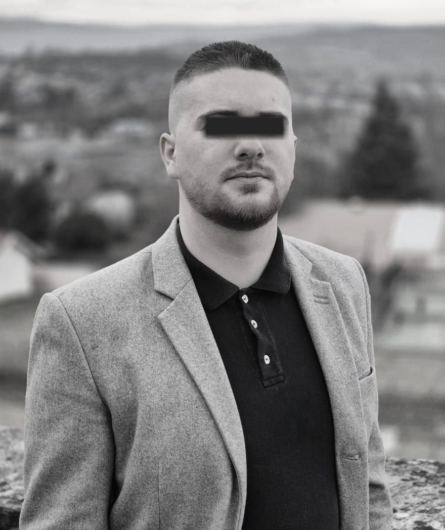 Toussaint - Gay mec à Putz Profil de Toussaint, 31 ans, Gay mec à Putz (Grisons)