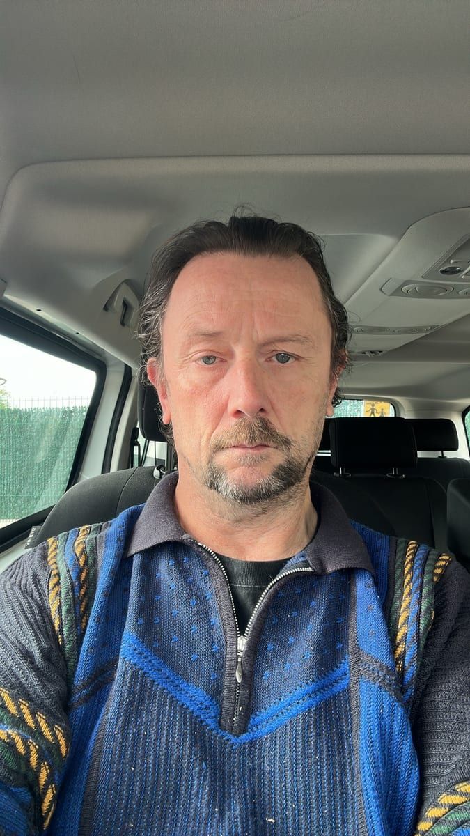 Dragisa - Gay mec à Perlen Profil de Dragisa, 25 ans, Gay mec à Perlen (Lucerne)