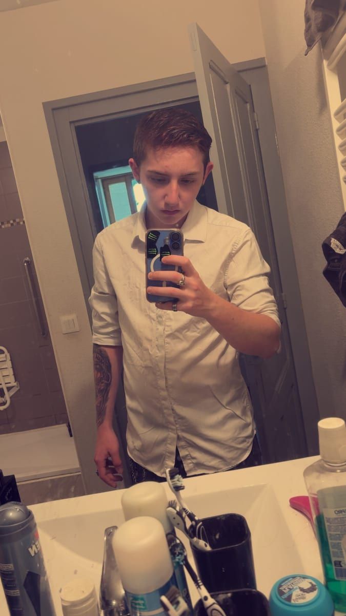 Laid - Gay mec à Stels Profil de Laid, 35 ans, Gay mec à Stels (Grisons)