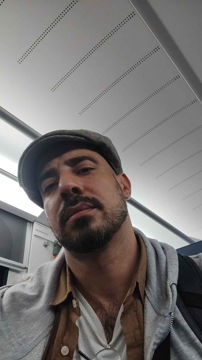 Profil de Aman, 24 ans, Gay mec à Plagne (Berne)