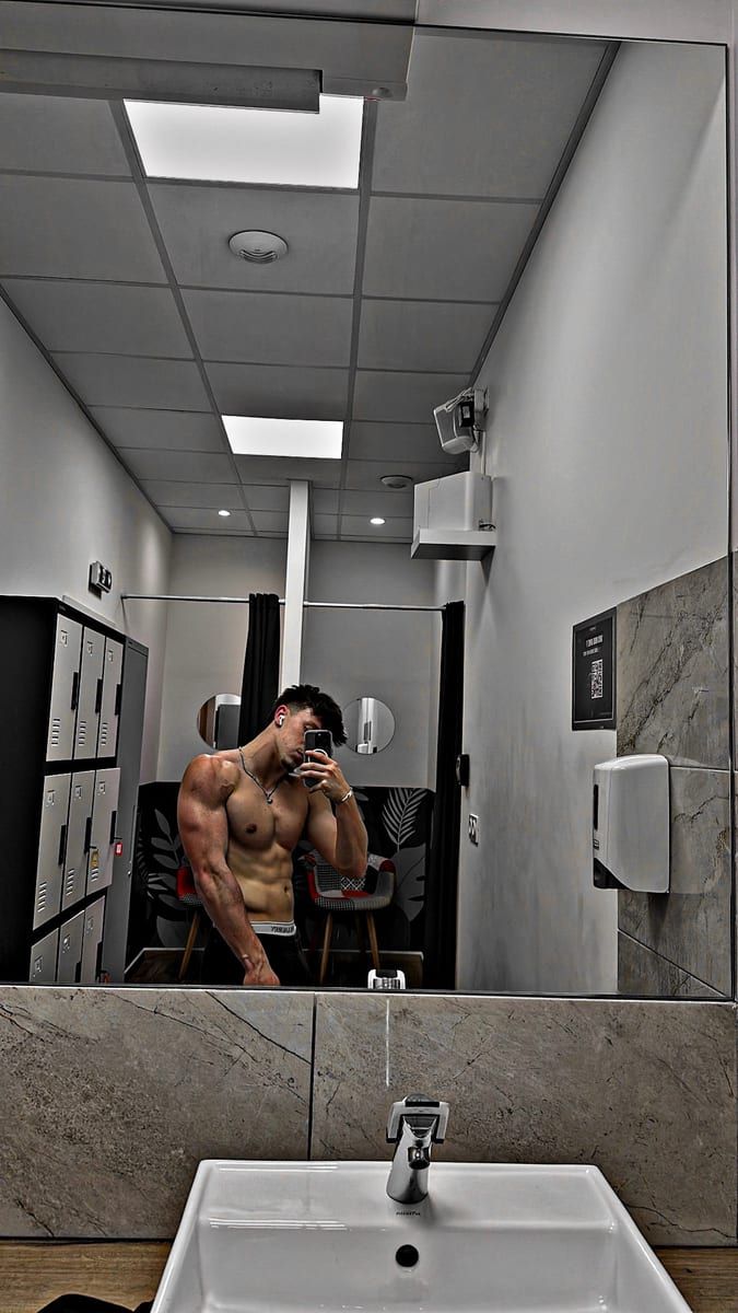 Profil de Dmitri, 43 ans, Gay mec à Wavre (Neuchâtel)