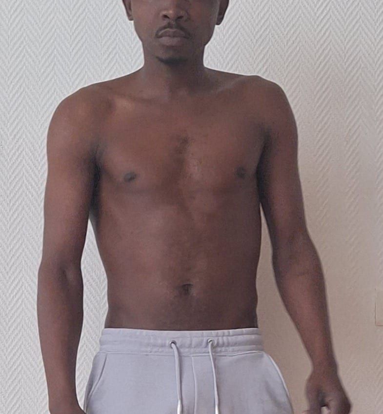 Grant - Gay mec à Igis Profil de Grant, 32 ans, Gay mec à Igis (Grisons)