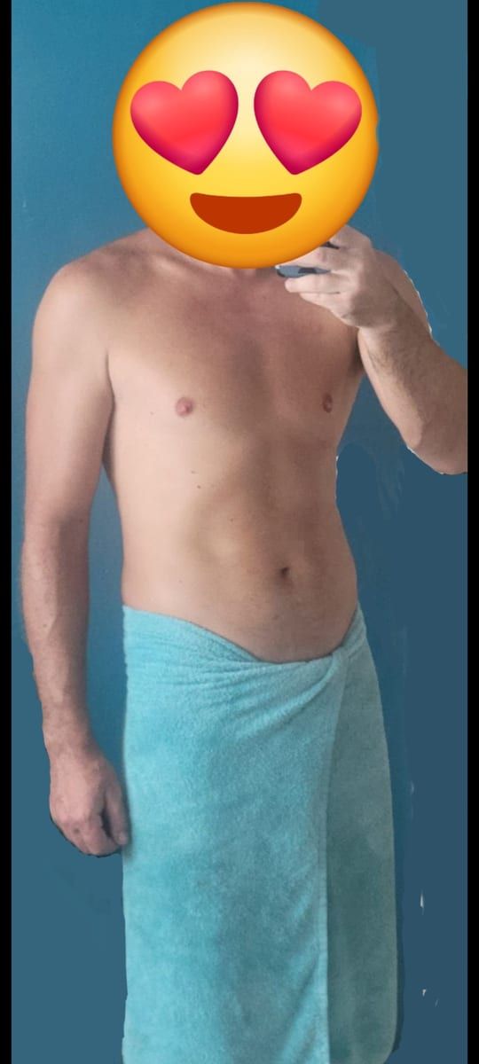 Elvin - Gay mec à Bollodingen Profil de Elvin, 28 ans, Gay mec à Bollodingen (Berne)