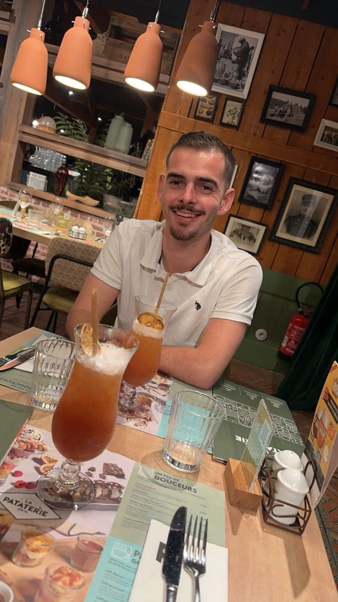 Hyacinthe - Gay mec à Selma Profil de Hyacinthe, 45 ans, Gay mec à Selma (Grisons)