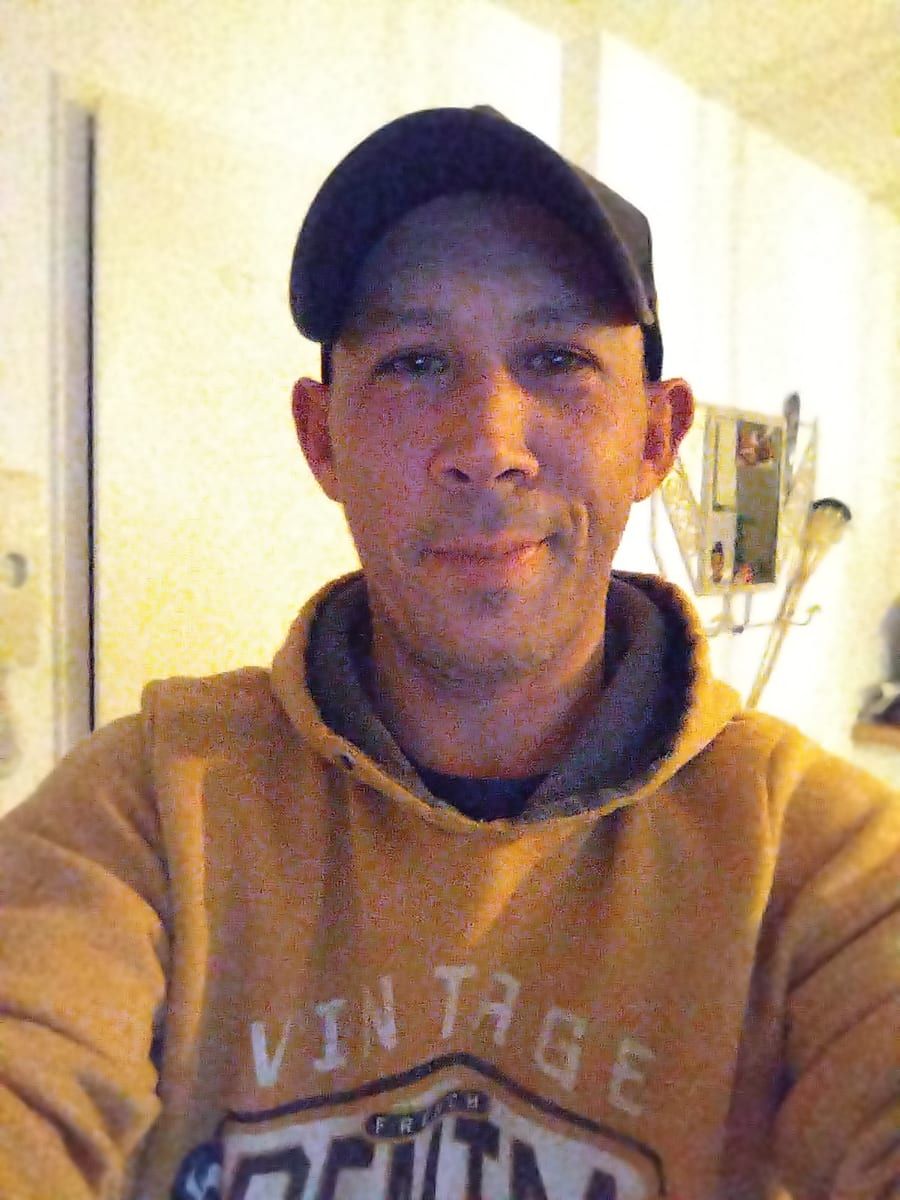 Envel - Gay mec à Sergey Profil de Envel, 42 ans, Gay mec à Sergey (Vaud)