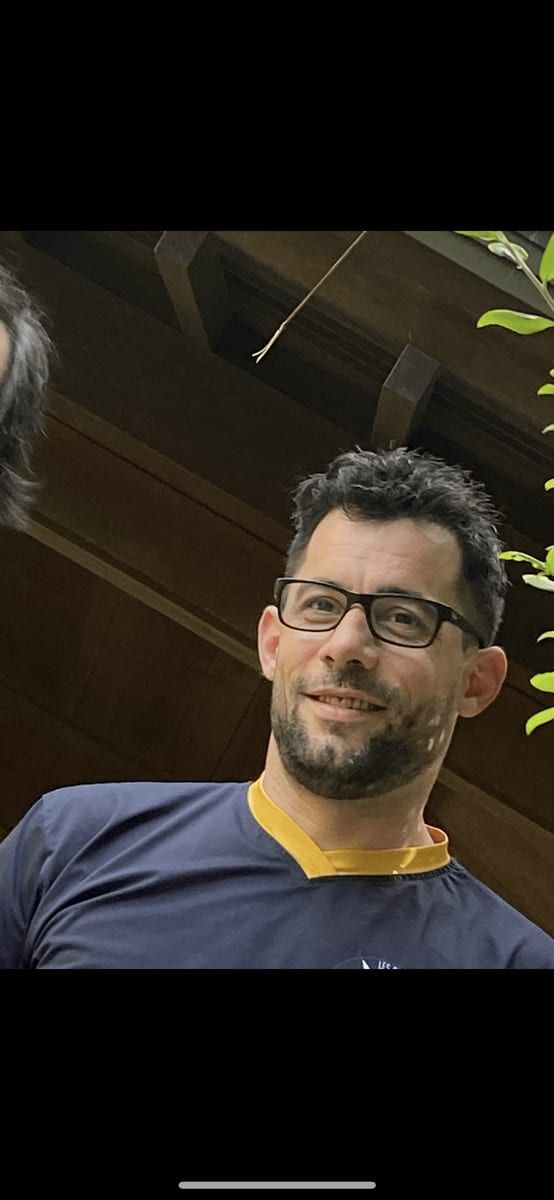 Oussman - Gay mec à Rona Profil de Oussman, 32 ans, Gay mec à Rona (Grisons)