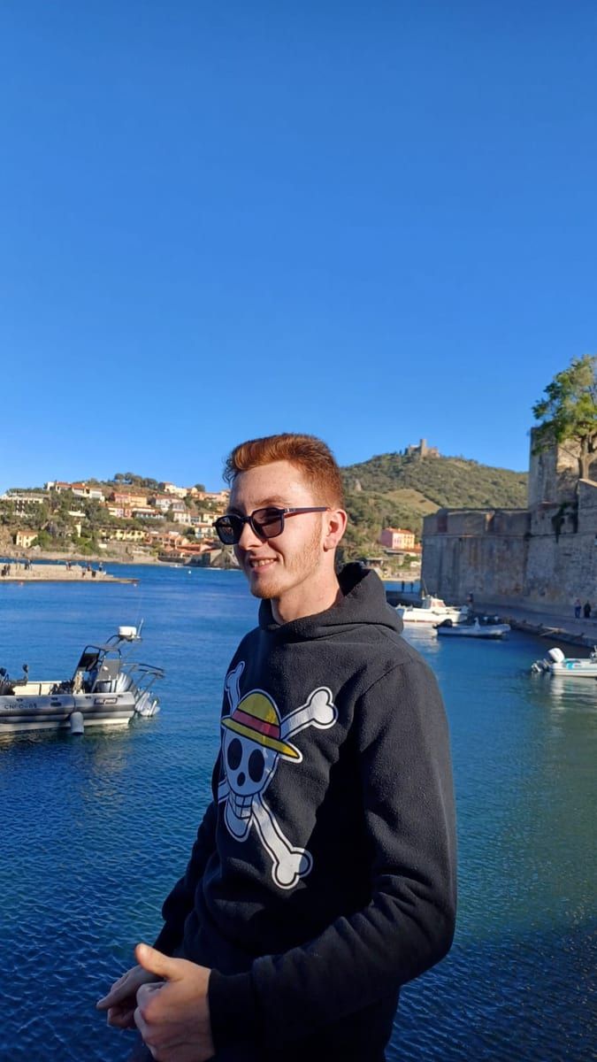 Mickaël - Gay mec à Ilanz Profil de Mickaël, 29 ans, Gay mec à Ilanz (Grisons)