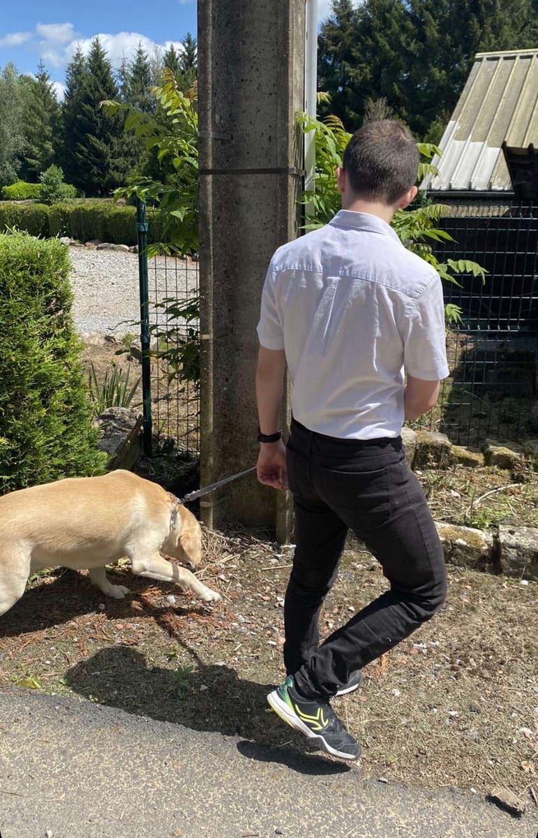 Fauzi - Gay mec à Vnà Profil de Fauzi, 29 ans, Gay mec à Vnà (Grisons)