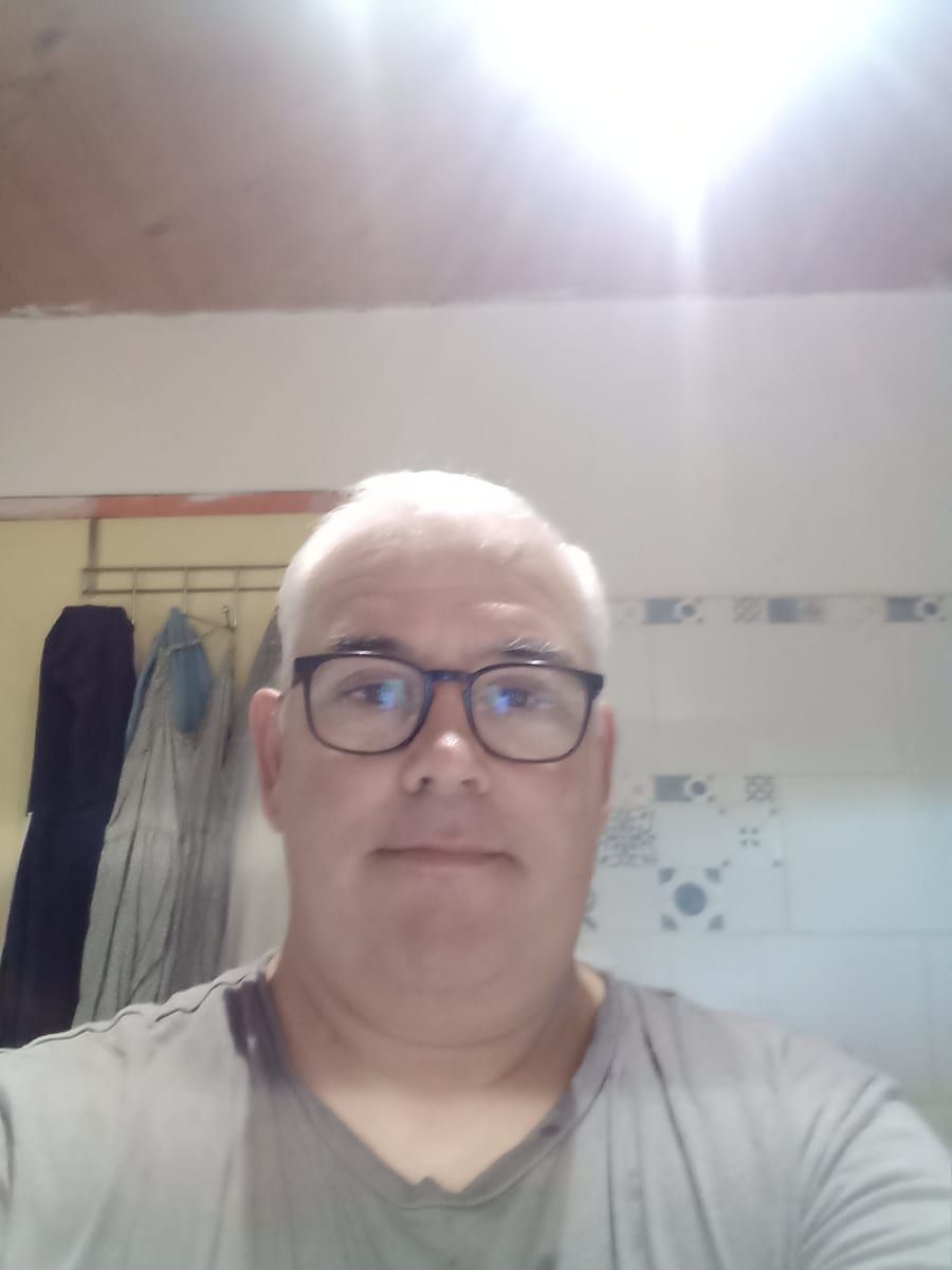 Enea - Gay mec à Croy Profil de Enea, 44 ans, Gay mec à Croy (Vaud)