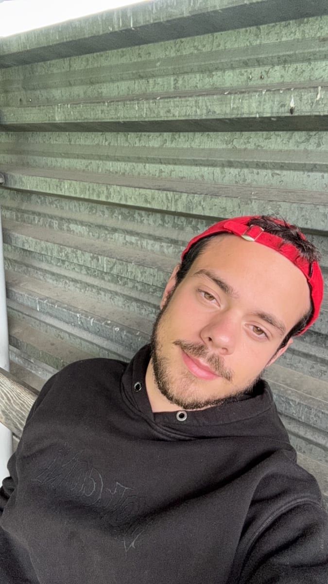 Kiliann - Gay mec à Malix Profil de Kiliann, 30 ans, Gay mec à Malix (Grisons)
