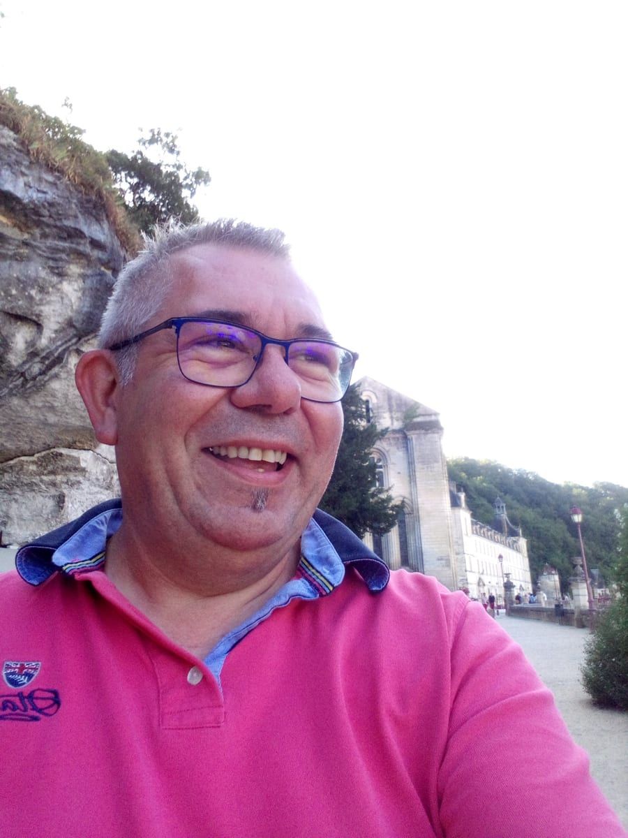 Bertil - Gay mec à Passugg Profil de Bertil, 40 ans, Gay mec à Passugg (Grisons)