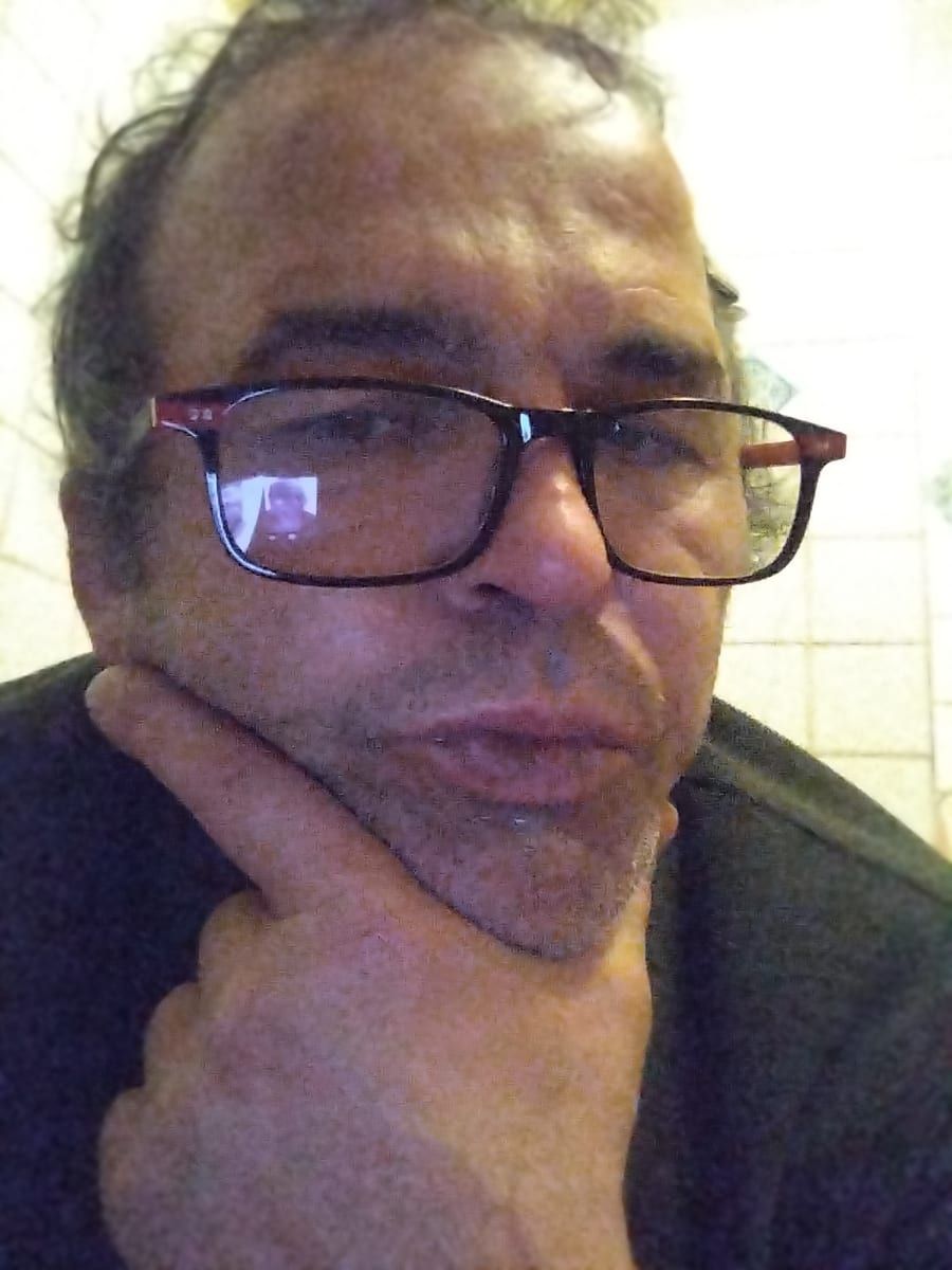 Zahir - Gay mec à Denges Profil de Zahir, 31 ans, Gay mec à Denges (Vaud)