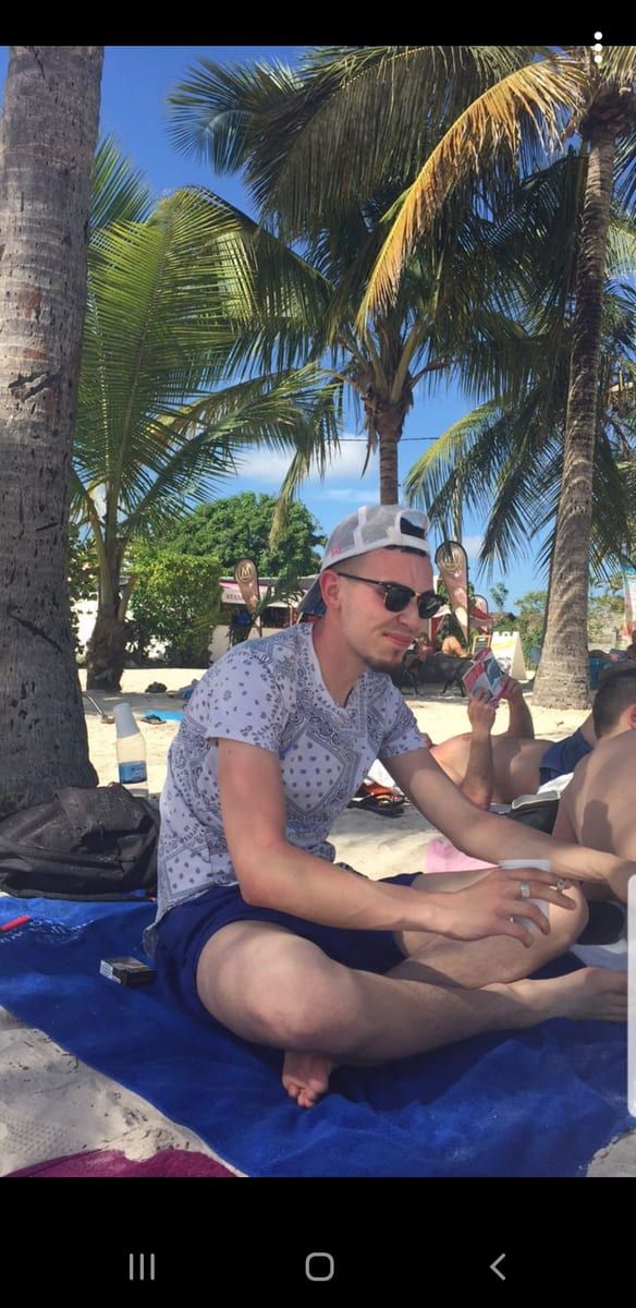 Profil de Shone, 38 ans, Gay mec à Bivio (Grisons)