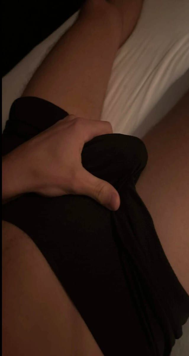 Zinédine - Gay mec à Stels Profil de Zinédine, 30 ans, Gay mec à Stels (Grisons)
