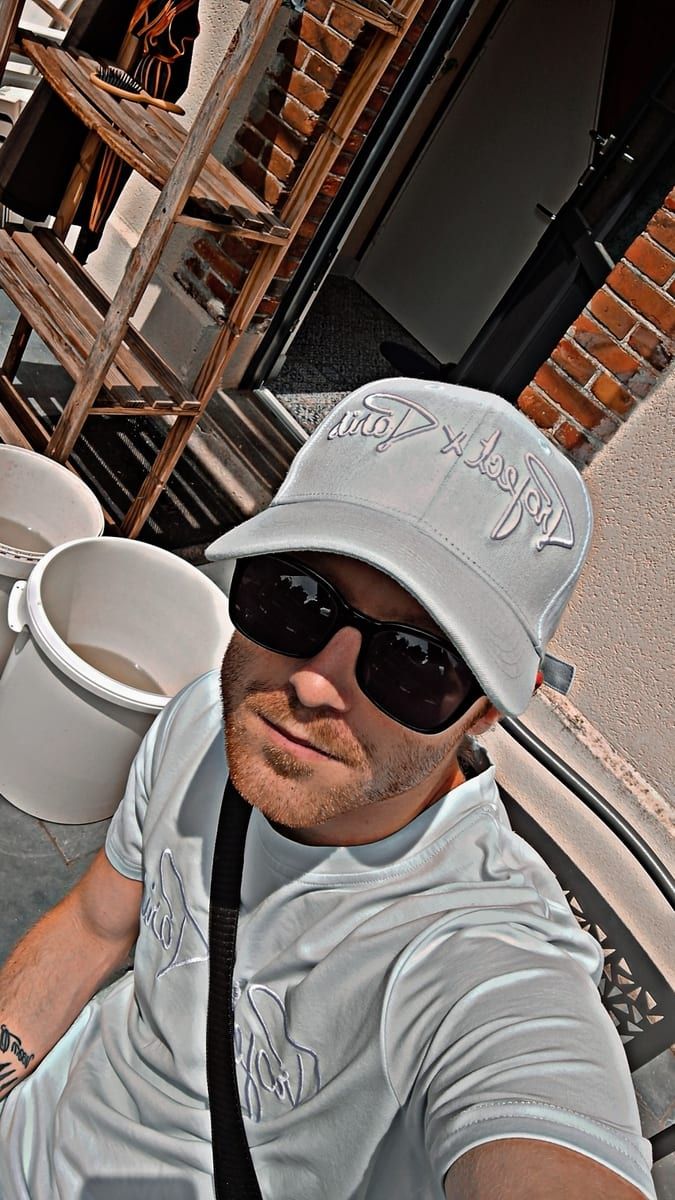 Profil de Geoffray, 40 ans, Gay mec à Meisterschwanden (Argovie)