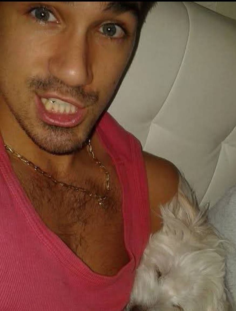Soulaimane - Gay mec à Guarda Profil de Soulaimane, 29 ans, Gay mec à Guarda (Grisons)