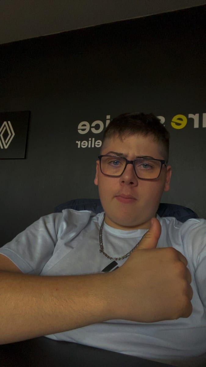 Nestor - Gay mec à Brail Profil de Nestor, 42 ans, Gay mec à Brail (Grisons)