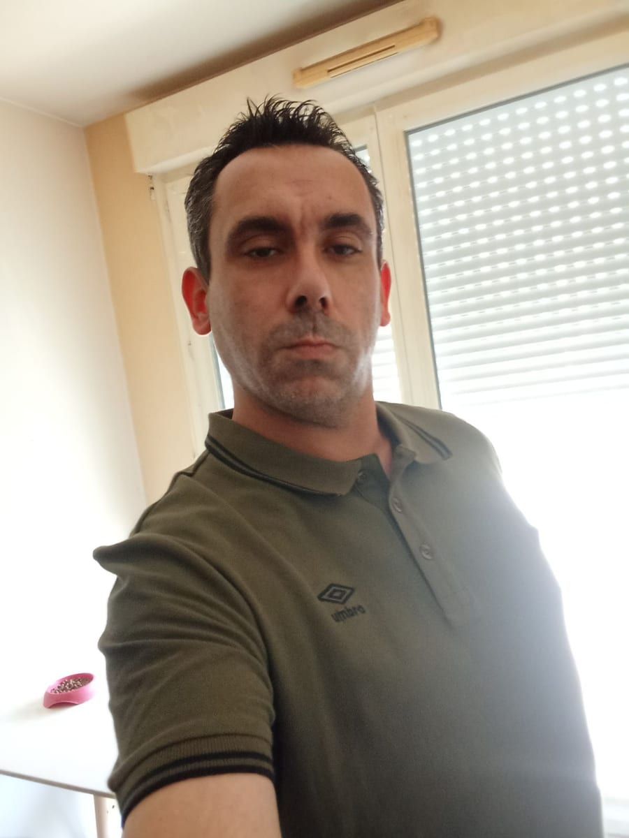Profil de Darris, 34 ans, Gay mec à Zollikon (Zurich)