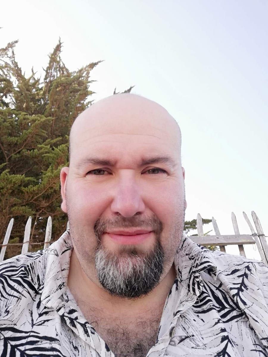 Profil de Mahedine, 29 ans, Gay mec à Zillis (Grisons)
