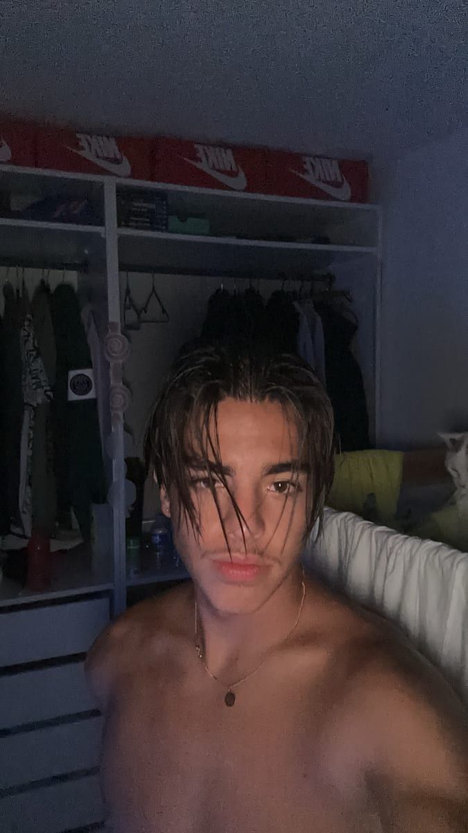 Spartaco - Gay mec à Bitsch Profil de Spartaco, 38 ans, Gay mec à Bitsch (Valais)